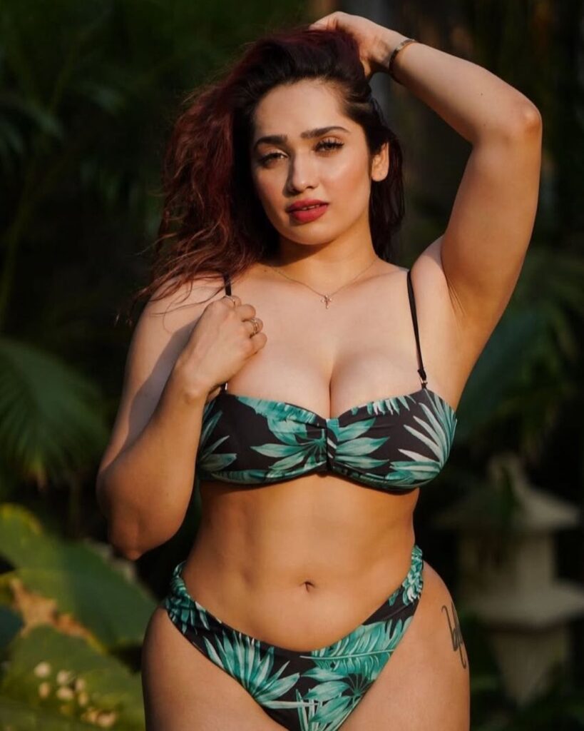 Aditi Mistry bikini image