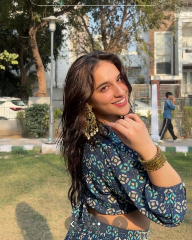 moreadult Deeksha Gulati hot look