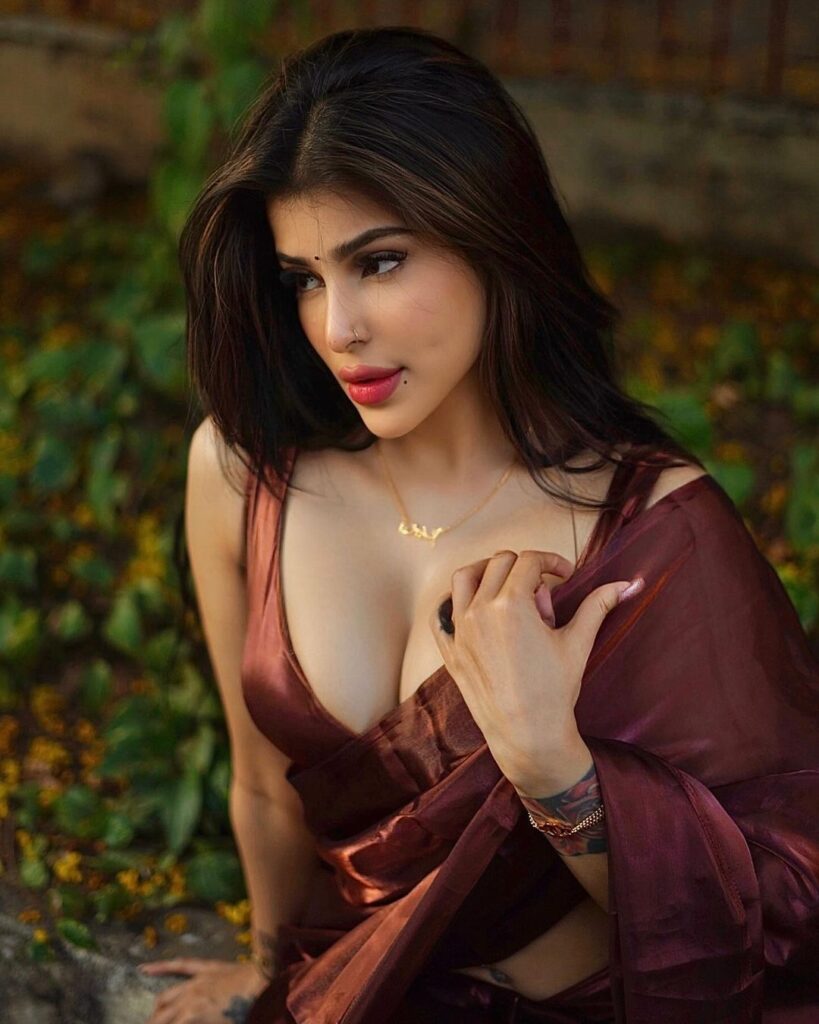 Edin Rose sexy photo