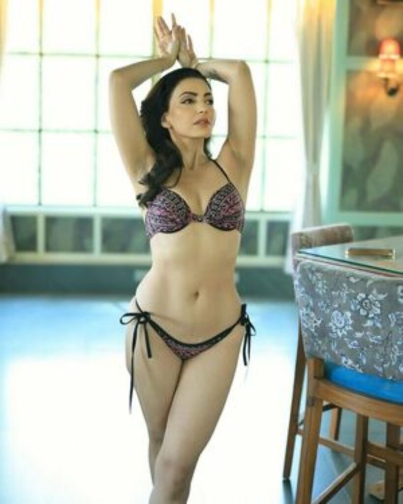 Navina Bole hot pic